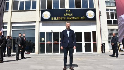 Sivas Belediyesi’nin tabelasına 'T.C.' ibaresi eklendi: 'Bu sadece isim değişikliği değil'