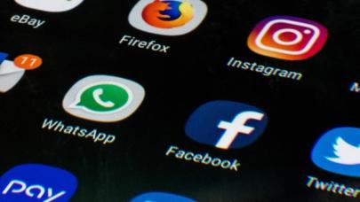 Whatsapp, Instagram ve Facebook neden açılmıyor? Çöktü mü