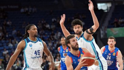 Anadolu Efes, Türk Telekom’a konuk oluyor!