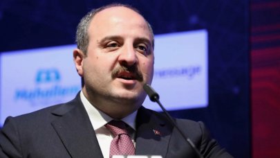 Mustafa Varank'tan, 'Bozkurt' işaretini ırkçılık olarak nitelendiren Alman Bakan Faeser'a: 'Kendi tarihlerine baksınlar'