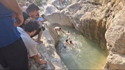 Serinlemek için girdiği gölet sonu oldu: 18 yaşındaki genç boğularak can verdi