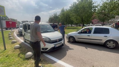 Gasbettiği araçla kuyumcu soymaya giden şüpheli polisin takibiyle yakalandı