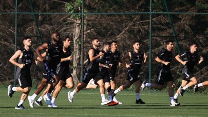 Beşiktaş günü çift antrenmanla kapattı!