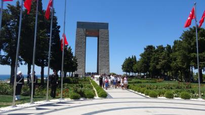 Çanakkale Şehitler Abidesi'nde 15 Temmuz şehitleri anıldı