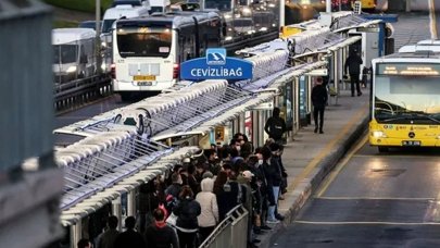 Ekrem İmamoğlu duyurdu: İş arayanlara ücretsiz ulaşım uygulaması başladı