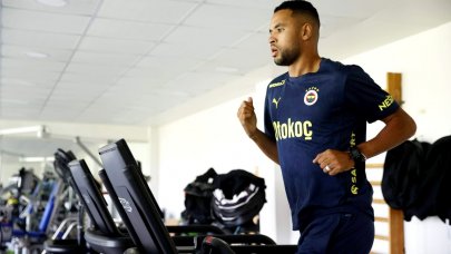 En-Nesyri, Fenerbahçe'de ilk antrenmanını yaptı