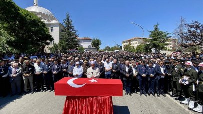 Pençe-Kilit şehidi Habip Murat Alp sonsuzluğa uğurlandı