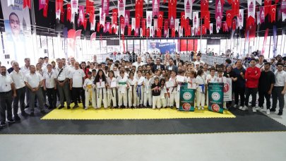 Beyoğlu’nda Kyokushin Karate Şampiyonası düzenlendi