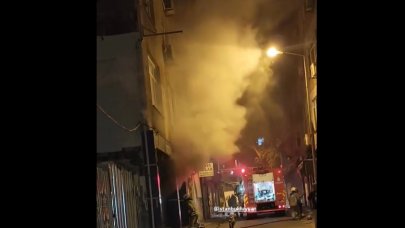 Bakırköy’de iş yeri yangını!