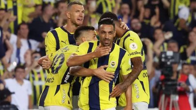 Fenerbahçe rakibi Alanyaspor'u 3-0 mağlup etti