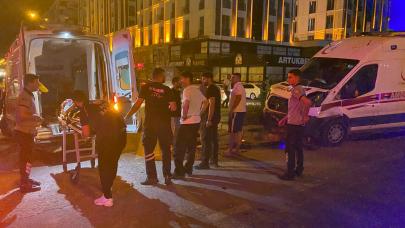 Mardin'de hasta taşıyan ambulans ile otomobil çarpıştı: 6 yaralı