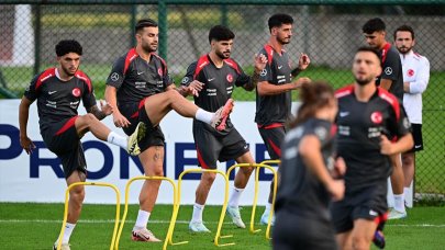 A Milli Futbol Takımı, Galler maçı için İstanbul'da hazırlıklara başladı