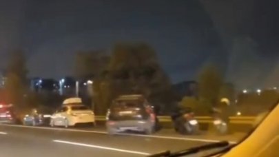 Başakşehir'de motosiklet sürücüsü TIR'a çarpması sonucu yaşamını yitirdi