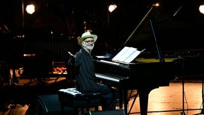 İstanbul'da Ludovico Einaudi fırtınası esti!