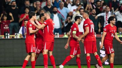 İzlanda - Türkiye maçı oynanmayacak mı, ertelenecek mi? UEFA kararı açıklandı!