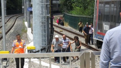 Marmaray bozuldu, bir kişi bayıldı!