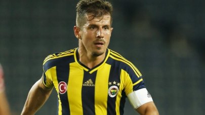 Emre Belözoğlu bugün Fenerbahçe'ye imza atıyor