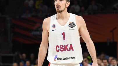 Nando De Colo resmen Fenerbahçe Beko'da