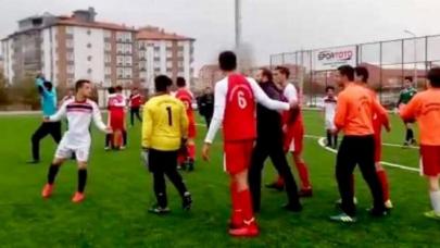 Çorum'da U-19 maçında kavga çıktı