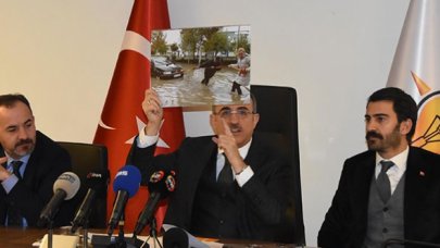 Ak Parti İzmir İl Başkanı, Tunç Soyer'i topa tuttu