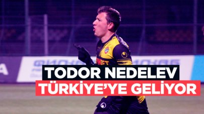 Trabzonspor'un istediği Todor Nedelev Türkiye'ye geliyor