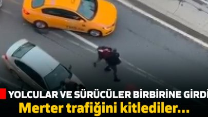 Merter'de trafikte yumruk yumruğa kavga