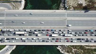 Büyükçekmece'de denetim trafiği havadan fotoğraflandı