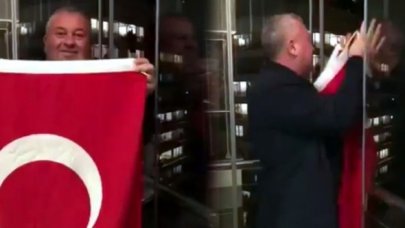 MHP'li Enginyurt, İstiklal Marşı paylaşımını gelen tepkiler üzerine sildi