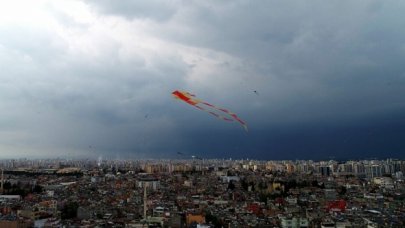 Adana Valiliği uçurtmayı yasakladı