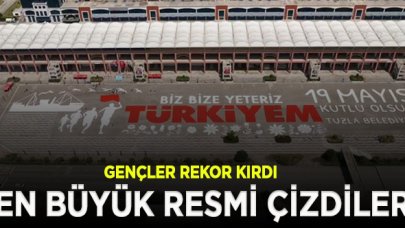 19 Mayıs’ta gençler rekor kırıp dünyanın en büyük resmini çizdi