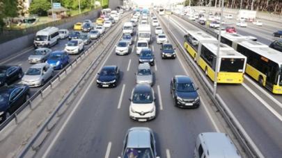 İstanbul trafiğinde yoğunluk yaşanıyor