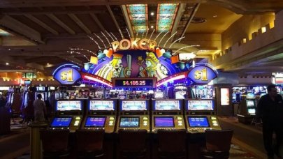 Las Vegas kumarhaneleri yeniden açılıyor