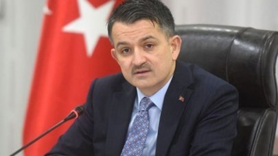 Bakan Pakdemirli: Deprem bölgesinde halka yem desteği sağlanacak