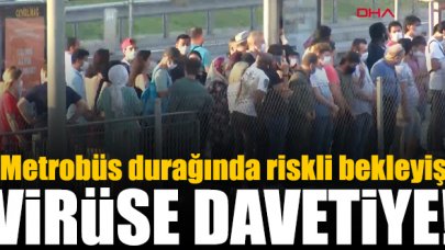 Cevizlibağ metrobüs durağında virüse davetiye!