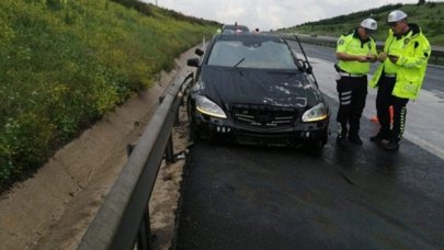 İYİ Parti İstanbul Milletvekili Ümit Beyaz trafik kazası geçirdi