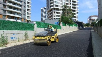 Kartal'da yollar yenileniyor