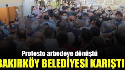 Bakırköy Belediyesi binası önünde protesto! Arbede başladı...