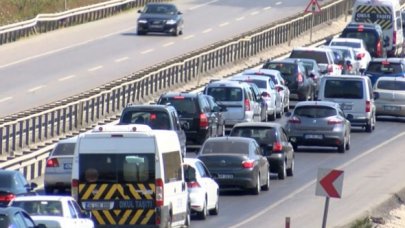 Şile yolunda bayram yoğunluğu devam ediyor