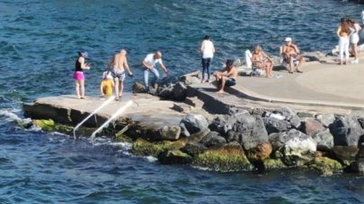 Büyükada'da vatandaşların ücretli plaj tepkisi