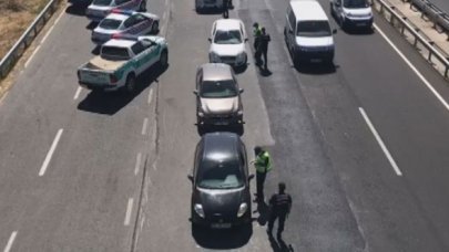 Jandarma ve emniyetten bayram dönüşü trafik denetimi