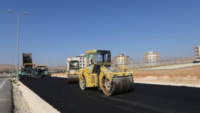 Kartal'da asfalt çalışmaları devam ediyor