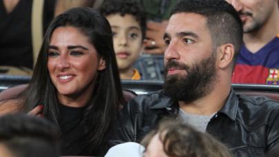 Arda Turan'ın 1 aylık eşi Aslıhan Doğan 3 aylık hamile!