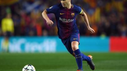 Iniesta göz yaşlarıyla Barcelona'ya veda etti