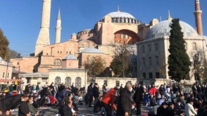 Ayasofya'da iskelenin kaldırılmasının ardından ilk cuma