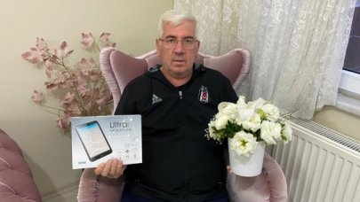 Ergene Belediye Başkanı Rasim Yüksel çiçek değil tablet istedi