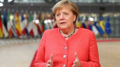 Angela Merkel "dünyanın en güçlü kadını" seçildi