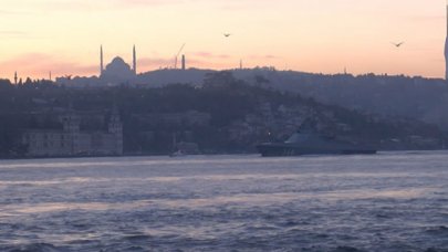 Rus Savaş Gemisi İstanbul Boğazı'ndan geçti