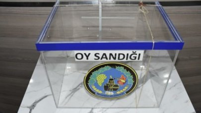 İzmir Valiliği, Menemen Belediye Meclisi'ni olağanüstü toplantıya çağırdı