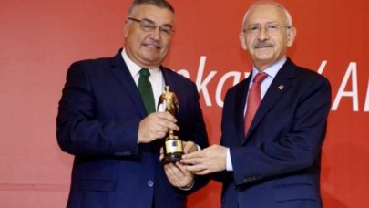 CHP'den ayrılan belediye başkanı Mehmet Siyam Kesimoğlu partiye geri dönüyor