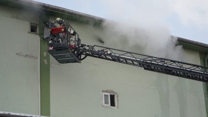 Bayrampaşa'da sebze-meyve halinde yangın çıktı